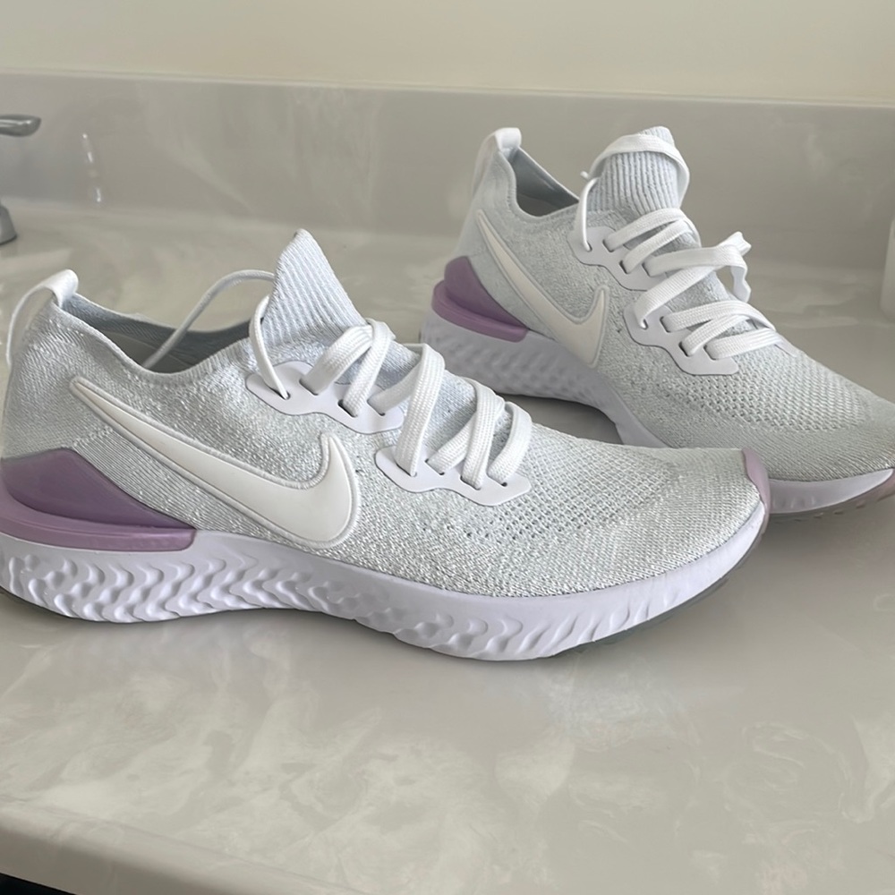 Nike Epic React Light Blue/Lavendar wm Sz 10-